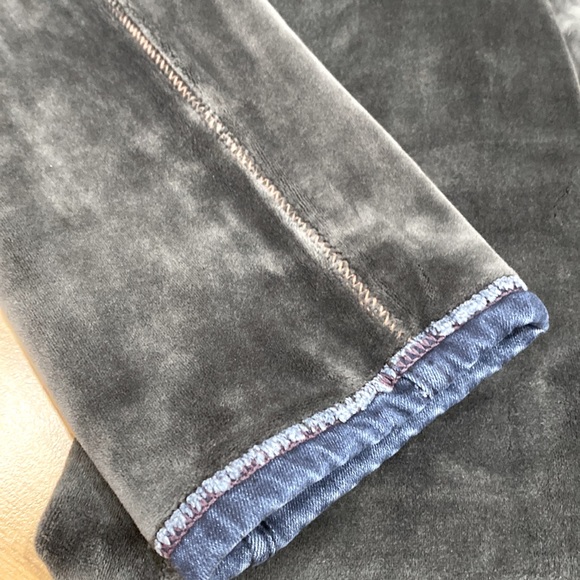 Jeans For Winter, Velvet Lined - Picture 10 of 11
